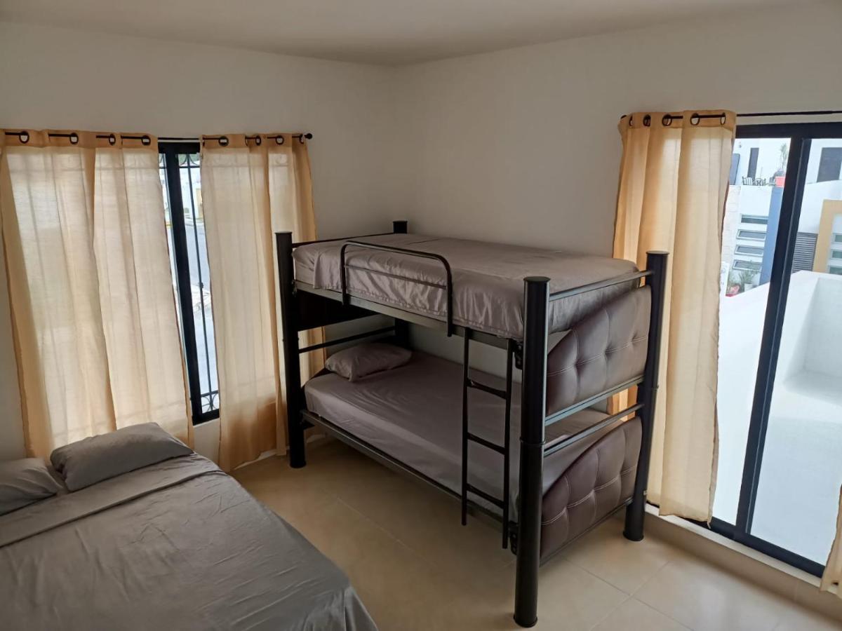 Hermosa Casa A 15 Minutos Del Aeropueto De Cancun En Exclusivo Fraccionamiento Residencial Buitenkant foto